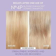 Nº.4P BLONDE ENHANCER™ TONING SHAMPOO