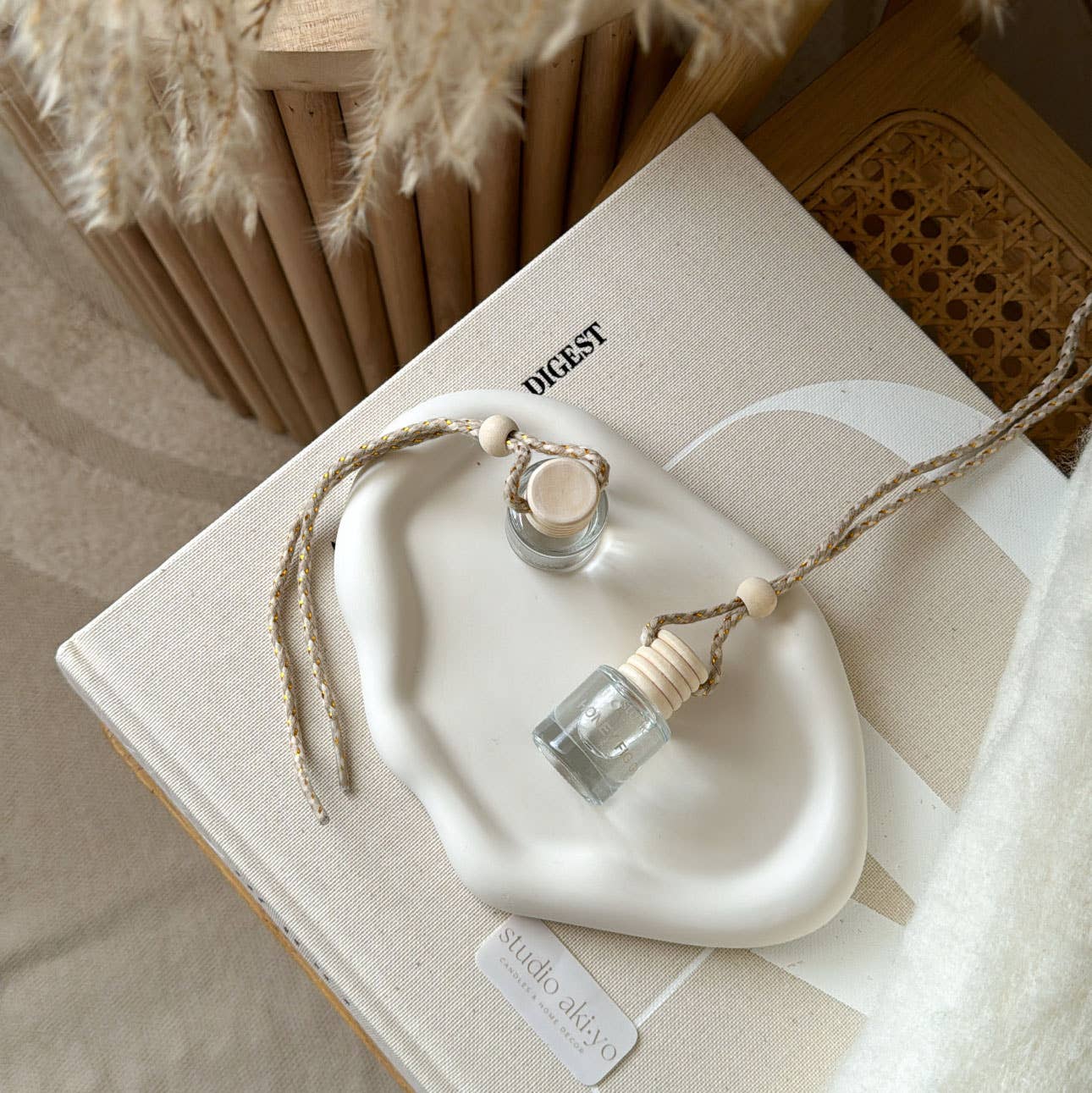 Studio Akiyo - Car Diffuser Winterberry | Holiday Winter Car Freshies