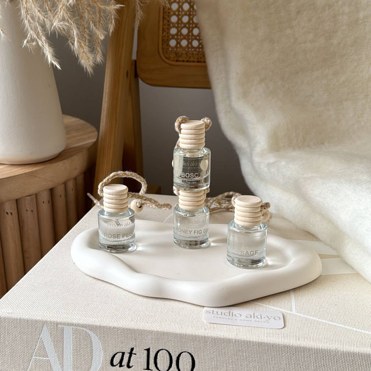 Studio Akiyo - Car Diffuser Winterberry | Holiday Winter Car Freshies