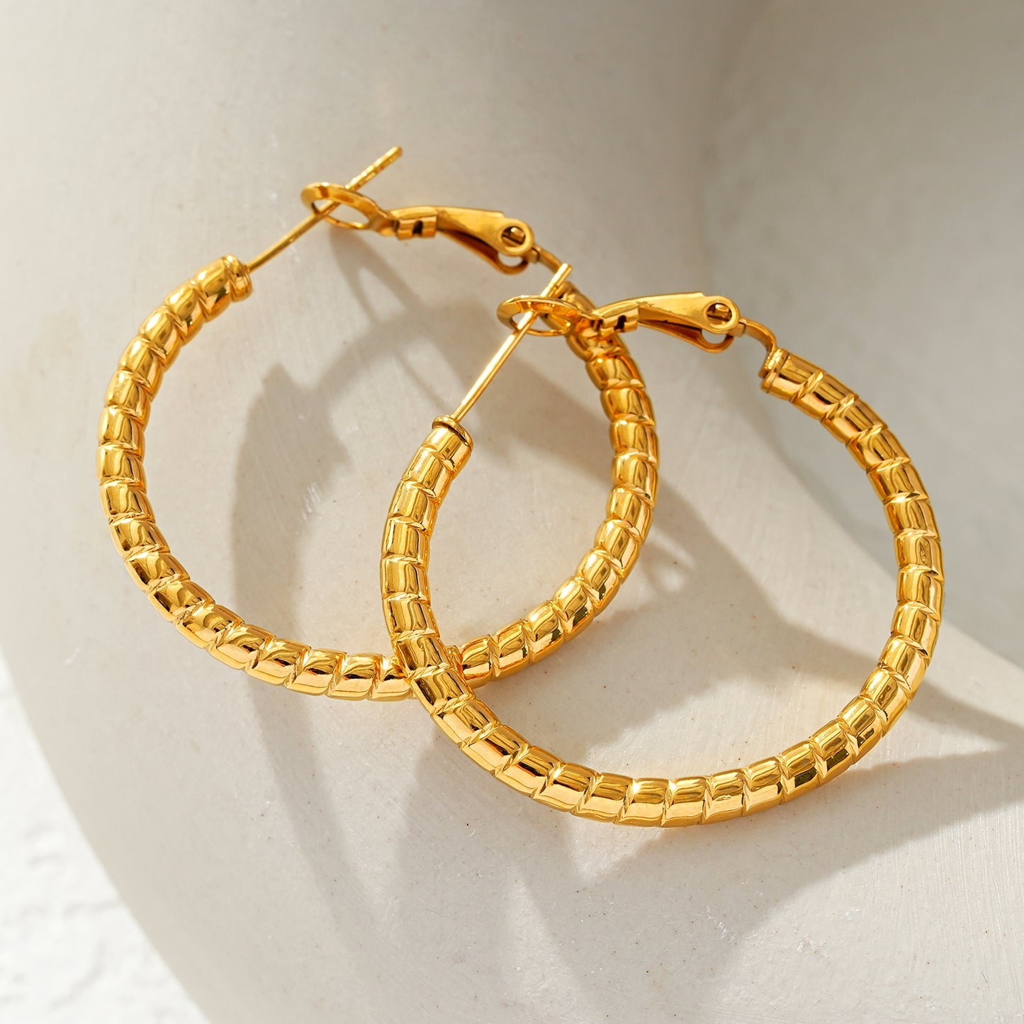 Hackney Nine ETSUKO Gold Sculptured Reed Pattern Hoop Earrings